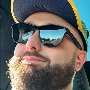 Meet your Posher, Mike